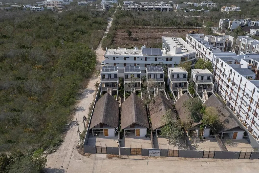 Lux Toh Villa, Rooftop Pool, Wifi, Transport 툴룸 아파트